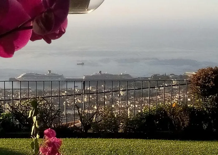 Bed and Breakfast La De Ker Briac Φουνκάλ