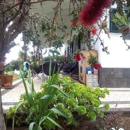 La De Ker Briac Couette-café Funchal (Madeira)