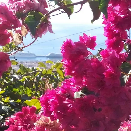 La De Ker Briac Bed & Breakfast