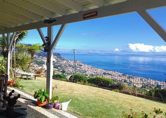 La De Ker Briac Bed & Breakfast 4*