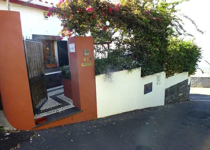 Bed & Breakfast La De Ker Briac Funchal (Madeira)